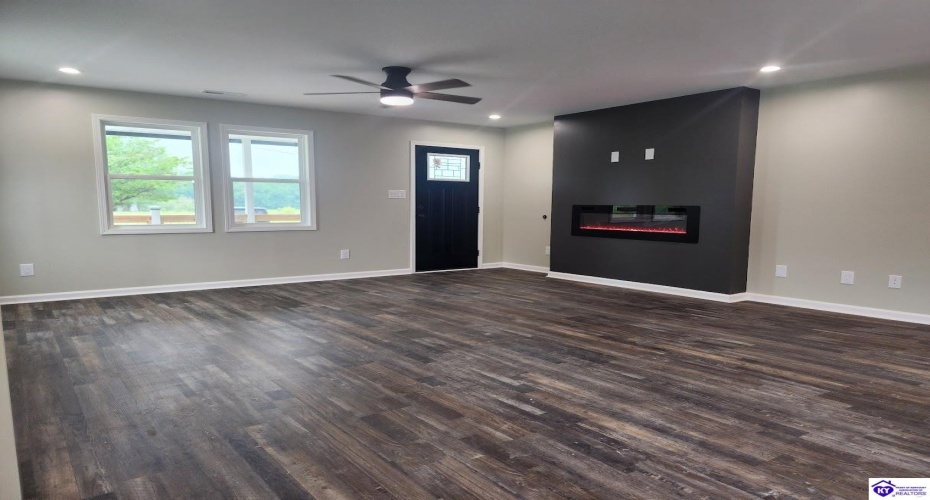 Liberty Road, Campbellsville, Kentucky 42718, ,2 BathroomsBathrooms,For Sale,Liberty Road,HK24002710 Liberty Road, Campbellsville, Kentucky 42718, ,2 BathroomsBathrooms,For Sale,Liberty Road,HK24002710