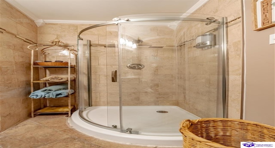 Dixie Avenue, Elizabethtown, Kentucky 42701, 1 Bedroom Bedrooms, ,For Sale,Dixie Avenue,HK24002739 Dixie Avenue, Elizabethtown, Kentucky 42701, 1 Bedroom Bedrooms, ,For Sale,Dixie Avenue,HK24002739