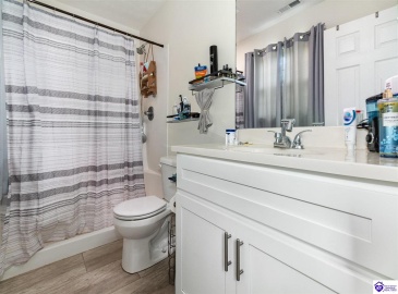 St John Road, Rineyville, Kentucky 40162, ,2 BathroomsBathrooms,For Sale,St John Road,HK24002744 St John Road, Rineyville, Kentucky 40162, ,2 BathroomsBathrooms,For Sale,St John Road,HK24002744