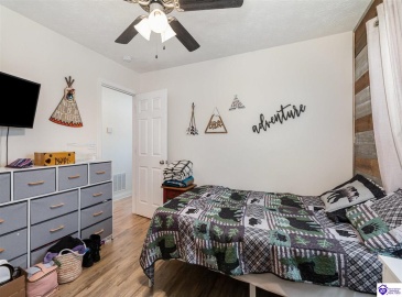 St John Road, Rineyville, Kentucky 40162, ,2 BathroomsBathrooms,For Sale,St John Road,HK24002744 St John Road, Rineyville, Kentucky 40162, ,2 BathroomsBathrooms,For Sale,St John Road,HK24002744