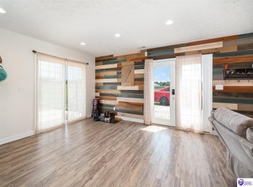 St John Road, Rineyville, Kentucky 40162, ,2 BathroomsBathrooms,For Sale,St John Road,HK24002744 St John Road, Rineyville, Kentucky 40162, ,2 BathroomsBathrooms,For Sale,St John Road,HK24002744