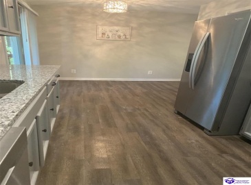 Woods Court, Elizabethtown, Kentucky 42701, ,3 BathroomsBathrooms,For Sale,Woods Court,HK24002747