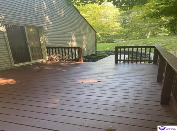 Woods Court, Elizabethtown, Kentucky 42701, ,3 BathroomsBathrooms,For Sale,Woods Court,HK24002747