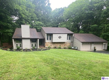 Woods Court, Elizabethtown, Kentucky 42701, ,3 BathroomsBathrooms,For Sale,Woods Court,HK24002747