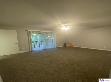 Woods Court, Elizabethtown, Kentucky 42701, ,3 BathroomsBathrooms,For Sale,Woods Court,HK24002747