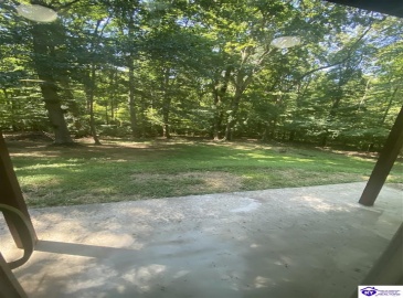 Woods Court, Elizabethtown, Kentucky 42701, ,3 BathroomsBathrooms,For Sale,Woods Court,HK24002747