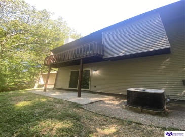 Woods Court, Elizabethtown, Kentucky 42701, ,3 BathroomsBathrooms,For Sale,Woods Court,HK24002747
