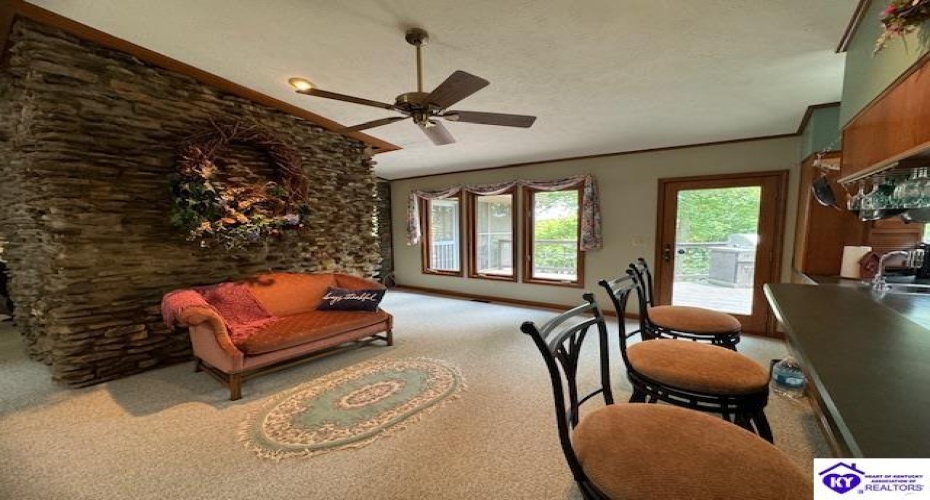 Parkside Drive, Falls Of Rough, Kentucky 40119, ,4 BathroomsBathrooms,For Sale,Parkside Drive,HK24002759