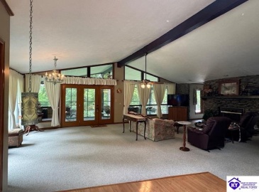 Parkside Drive, Falls Of Rough, Kentucky 40119, ,4 BathroomsBathrooms,For Sale,Parkside Drive,HK24002759