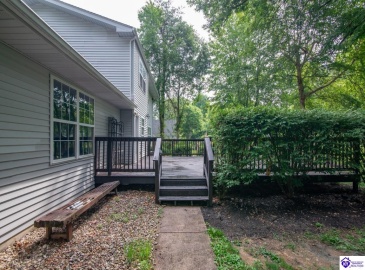 Greenview Circle, Elizabethtown, Kentucky 42701, ,3 BathroomsBathrooms,For Sale,Greenview Circle,HK24002763