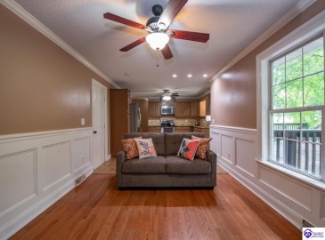 Greenview Circle, Elizabethtown, Kentucky 42701, ,3 BathroomsBathrooms,For Sale,Greenview Circle,HK24002763