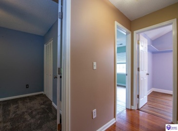 Greenview Circle, Elizabethtown, Kentucky 42701, ,3 BathroomsBathrooms,For Sale,Greenview Circle,HK24002763