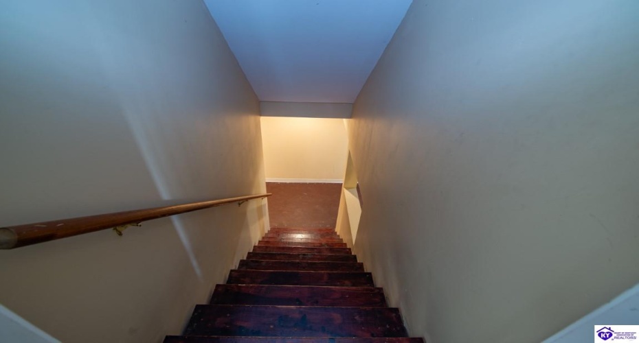 Greenview Circle, Elizabethtown, Kentucky 42701, ,3 BathroomsBathrooms,For Sale,Greenview Circle,HK24002763