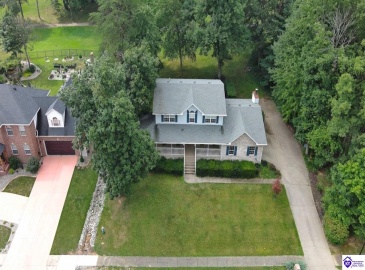 Greenview Circle, Elizabethtown, Kentucky 42701, ,3 BathroomsBathrooms,For Sale,Greenview Circle,HK24002763