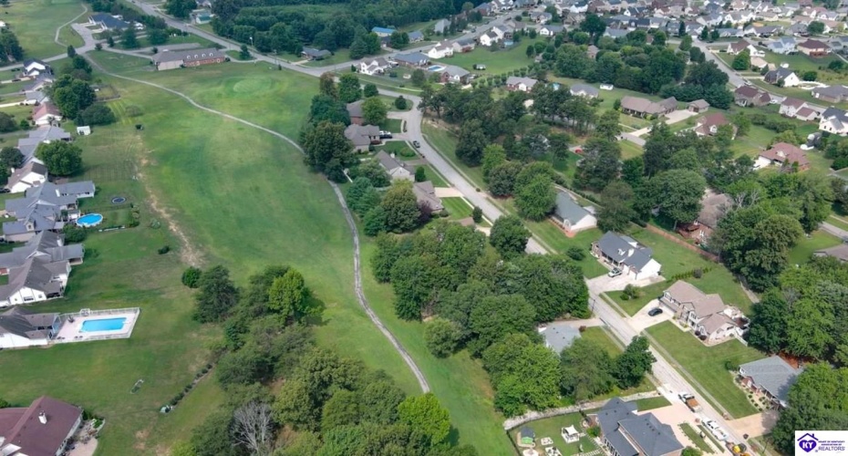 Greenview Circle, Elizabethtown, Kentucky 42701, ,3 BathroomsBathrooms,For Sale,Greenview Circle,HK24002763