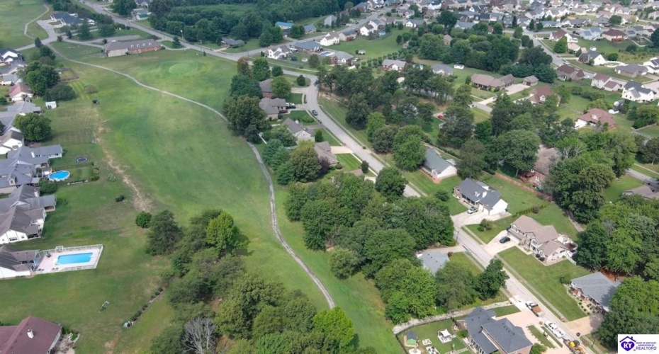 Greenview Circle, Elizabethtown, Kentucky 42701, ,3 BathroomsBathrooms,For Sale,Greenview Circle,HK24002763