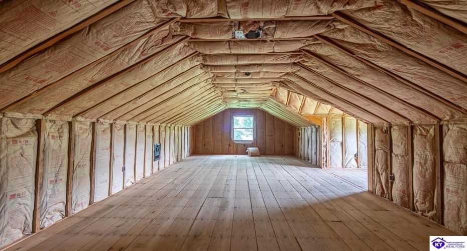 Charlie Moran Highway, Horse Cave, Kentucky 42749, ,2 BathroomsBathrooms,For Sale,Charlie Moran Highway,HK24002774