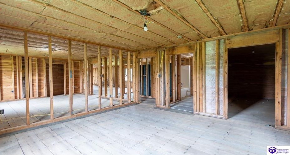 Charlie Moran Highway, Horse Cave, Kentucky 42749, ,2 BathroomsBathrooms,For Sale,Charlie Moran Highway,HK24002774