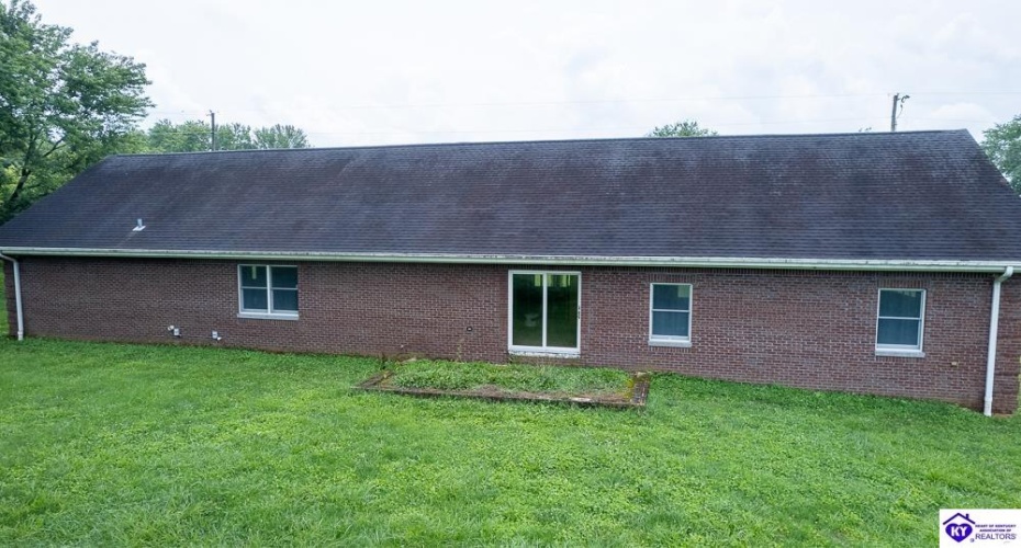 Charlie Moran Highway, Horse Cave, Kentucky 42749, ,2 BathroomsBathrooms,For Sale,Charlie Moran Highway,HK24002774