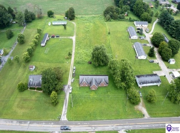 Charlie Moran Highway, Horse Cave, Kentucky 42749, ,2 BathroomsBathrooms,For Sale,Charlie Moran Highway,HK24002774