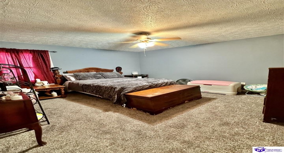 Greenbriar Court, Campbellsville, Kentucky 42718, ,1 BathroomBathrooms,For Sale,Greenbriar Court,HK24002625