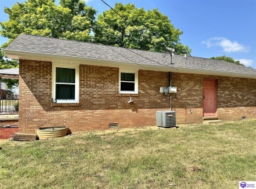 Greenbriar Court, Campbellsville, Kentucky 42718, ,1 BathroomBathrooms,For Sale,Greenbriar Court,HK24002625