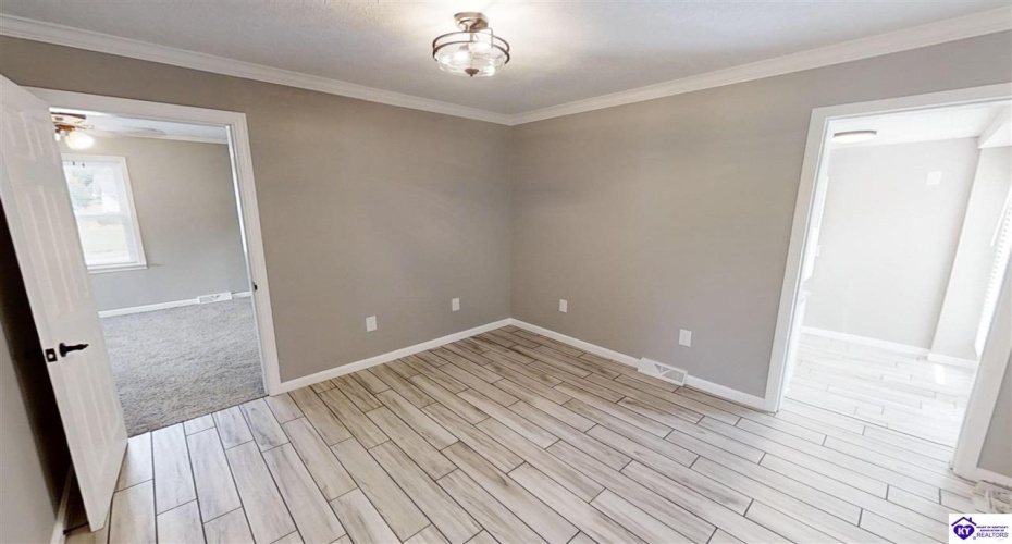 Indian Hills Drive, Elizabethtown, Kentucky 42701, ,2 BathroomsBathrooms,For Sale,Indian Hills Drive,HK24002801