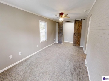 Indian Hills Drive, Elizabethtown, Kentucky 42701, ,2 BathroomsBathrooms,For Sale,Indian Hills Drive,HK24002801