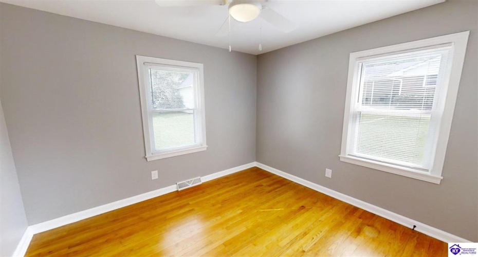 Indian Hills Drive, Elizabethtown, Kentucky 42701, ,2 BathroomsBathrooms,For Sale,Indian Hills Drive,HK24002801