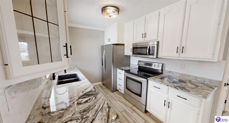 Indian Hills Drive, Elizabethtown, Kentucky 42701, ,2 BathroomsBathrooms,For Sale,Indian Hills Drive,HK24002801