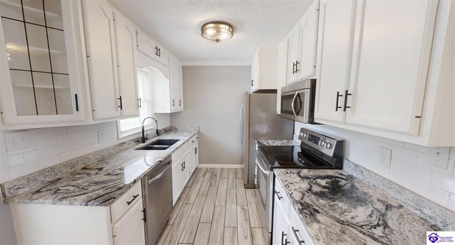 Indian Hills Drive, Elizabethtown, Kentucky 42701, ,2 BathroomsBathrooms,For Sale,Indian Hills Drive,HK24002801