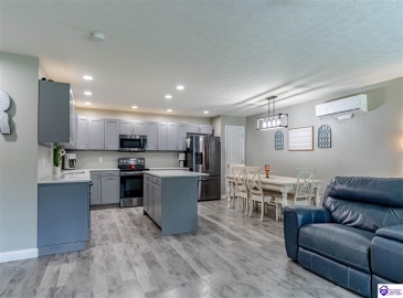 Wright Clark Cemetery Road, Cecilia, Kentucky 42724, ,5 BathroomsBathrooms,For Sale,Wright Clark Cemetery Road,HK24002803