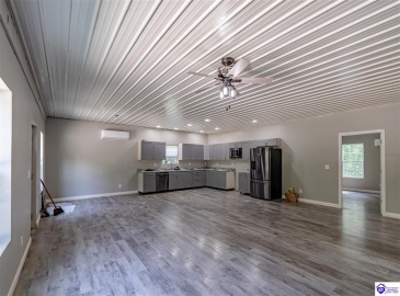 Wright Clark Cemetery Road, Cecilia, Kentucky 42724, ,5 BathroomsBathrooms,For Sale,Wright Clark Cemetery Road,HK24002803