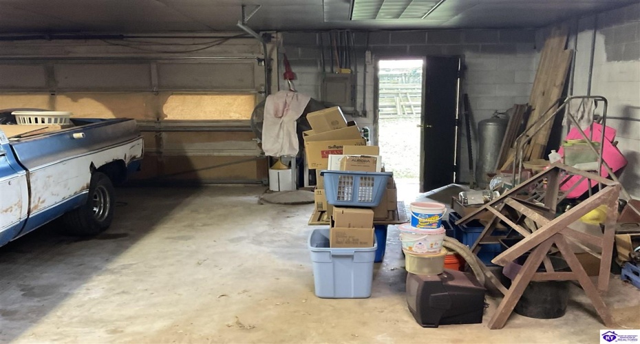 Eastview Road, Cecilia, Kentucky 42724, ,1 BathroomBathrooms,For Sale,Eastview Road,HK24002807