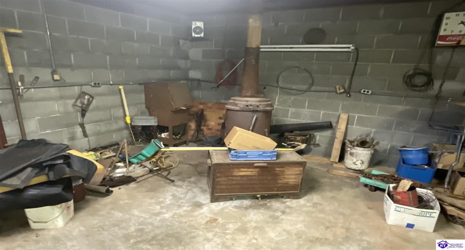 Eastview Road, Cecilia, Kentucky 42724, ,1 BathroomBathrooms,For Sale,Eastview Road,HK24002807