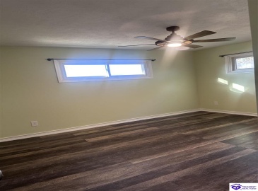 Pine Ridge Drive, Brandenburg, Kentucky 40108, ,2 BathroomsBathrooms,For Sale,Pine Ridge Drive,HK24000337