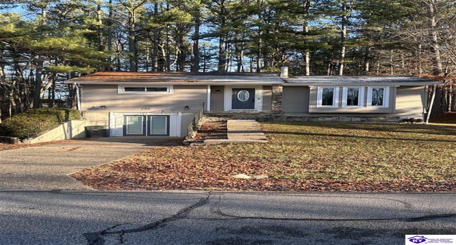 Pine Ridge Drive, Brandenburg, Kentucky 40108, ,2 BathroomsBathrooms,For Sale,Pine Ridge Drive,HK24000337