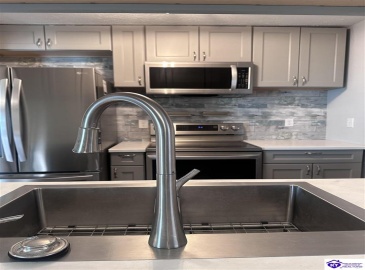 Pine Ridge Drive, Brandenburg, Kentucky 40108, ,2 BathroomsBathrooms,For Sale,Pine Ridge Drive,HK24000337