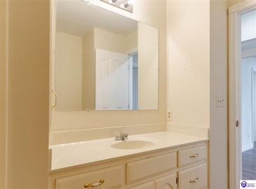 Anneta Road, Leitchfield, Kentucky 42754, ,2 BathroomsBathrooms,For Sale,Anneta Road,HK24002858