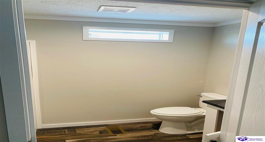 Freedom School Road, Leitchfield, Kentucky 42754, ,1 BathroomBathrooms,For Sale,Freedom School Road,HK24002874