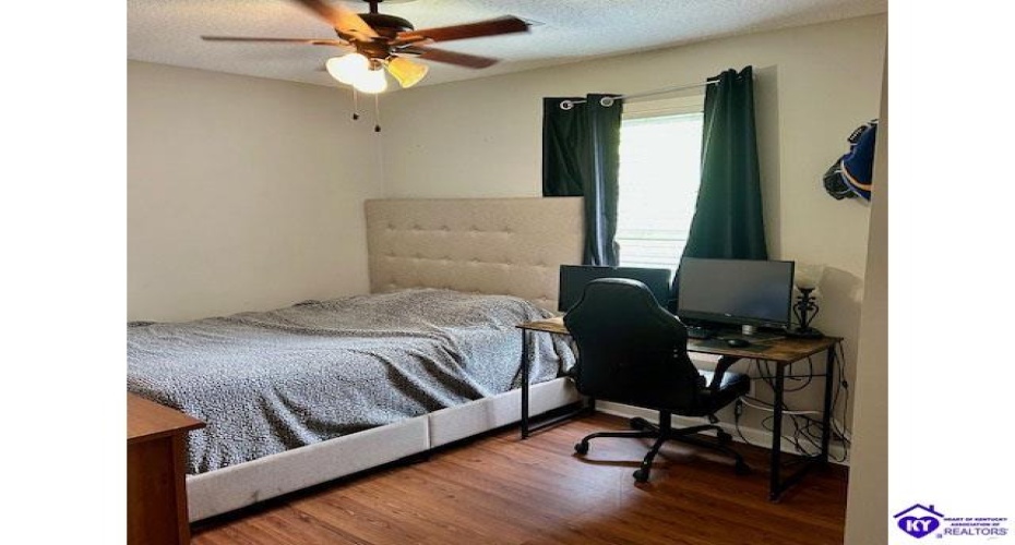 Indian Trail, Bardstown, Kentucky 40004, ,2 BathroomsBathrooms,For Sale,Indian Trail,HK24002901