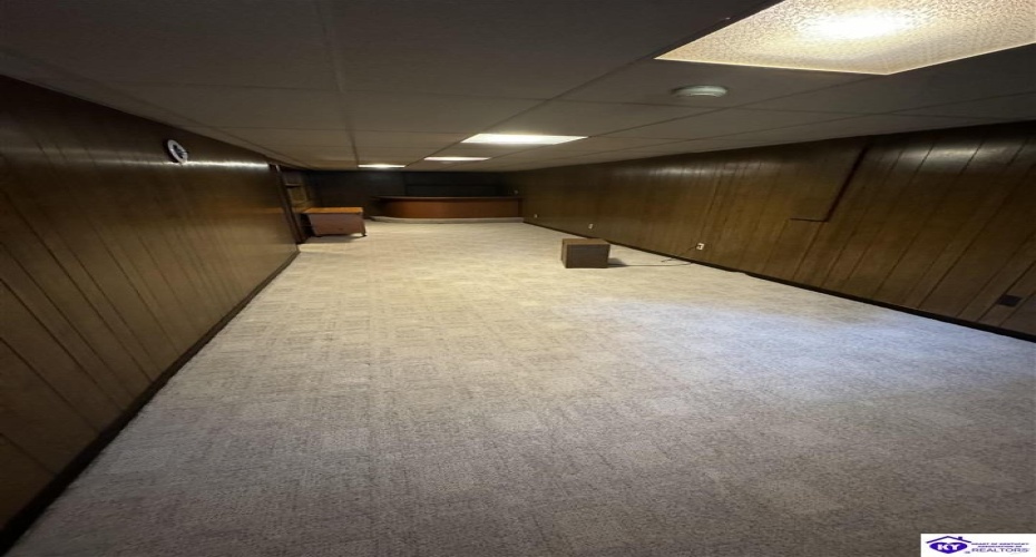 Highland Drive, Radcliff, Kentucky 40159, ,2 BathroomsBathrooms,For Sale,Highland Drive,HK24002903