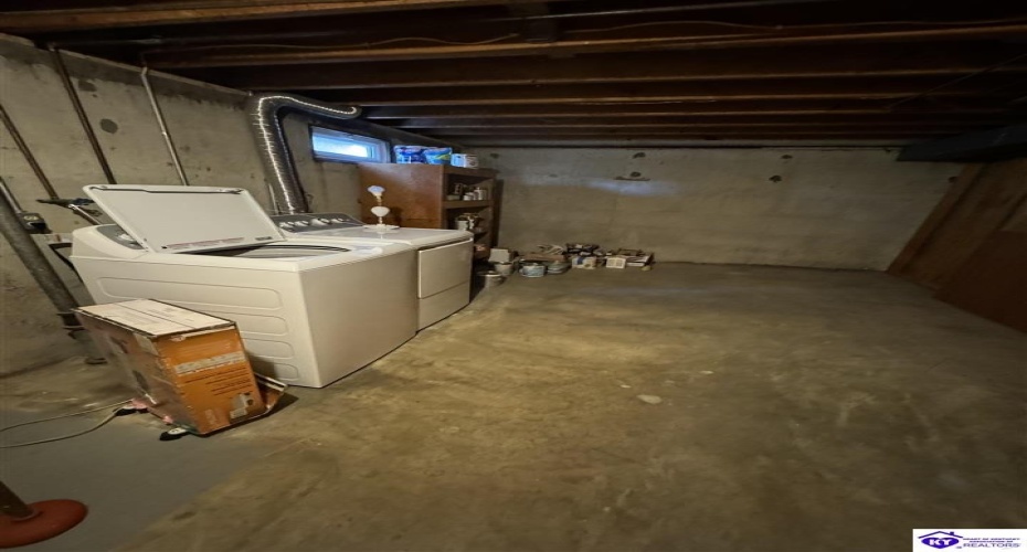 Highland Drive, Radcliff, Kentucky 40159, ,2 BathroomsBathrooms,For Sale,Highland Drive,HK24002903