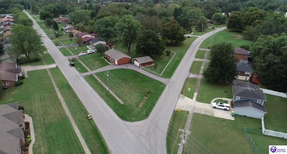 Highland Drive, Radcliff, Kentucky 40159, ,2 BathroomsBathrooms,For Sale,Highland Drive,HK24002903