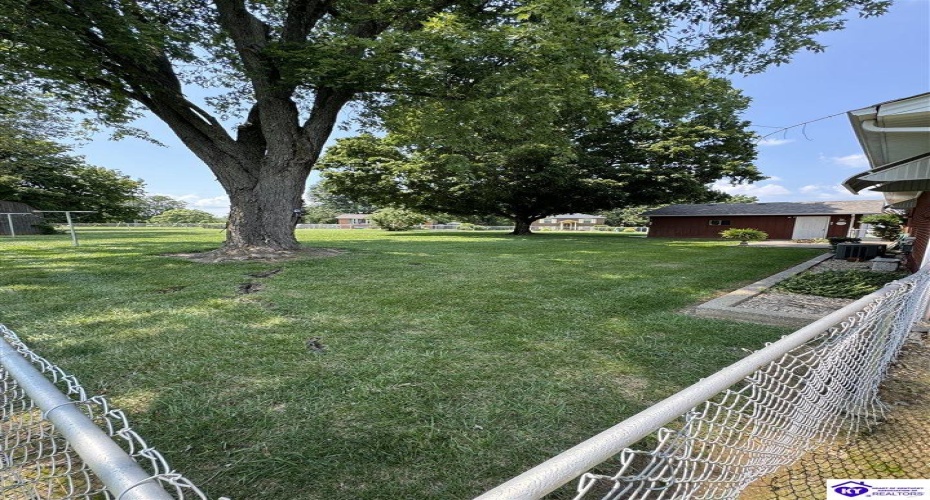 Highland Drive, Radcliff, Kentucky 40159, ,2 BathroomsBathrooms,For Sale,Highland Drive,HK24002903