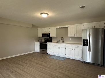 Midway Road, Brandenburg, Kentucky 40108, ,2 BathroomsBathrooms,For Sale,Midway Road,HK24002914