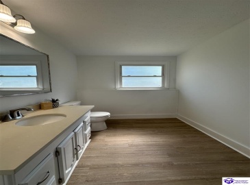 Midway Road, Brandenburg, Kentucky 40108, ,2 BathroomsBathrooms,For Sale,Midway Road,HK24002914