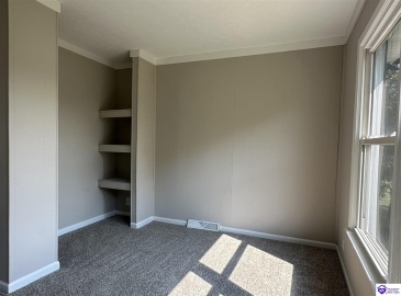 Midway Road, Brandenburg, Kentucky 40108, ,2 BathroomsBathrooms,For Sale,Midway Road,HK24002914