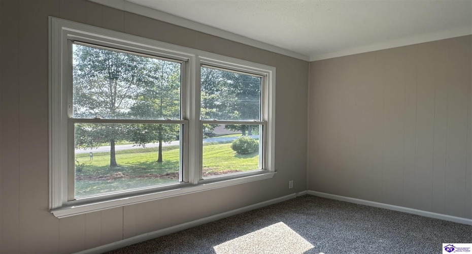 Midway Road, Brandenburg, Kentucky 40108, ,2 BathroomsBathrooms,For Sale,Midway Road,HK24002914