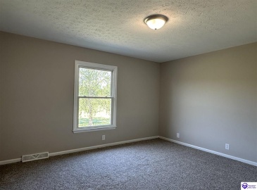 Midway Road, Brandenburg, Kentucky 40108, ,2 BathroomsBathrooms,For Sale,Midway Road,HK24002914